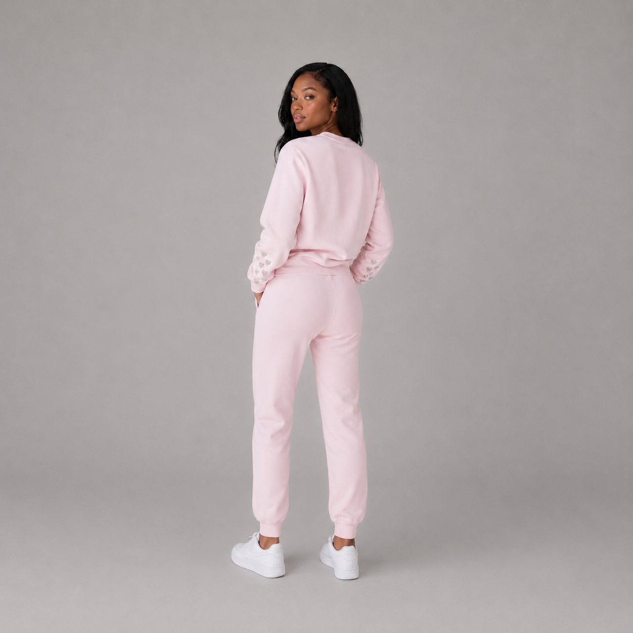 Queen of Hearts Rhinestone Sweatsuit- Soft Pink